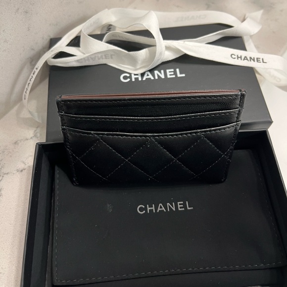 EXTREMELY RARE!!! Black Chanel FlapBag
(AGNEAU/RESINE/M/BLACK) - Picture 12 of 15